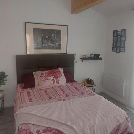 Marcamps Chambre Climatisee A 20 Minutes De Bordeaux מראה חיצוני תמונה